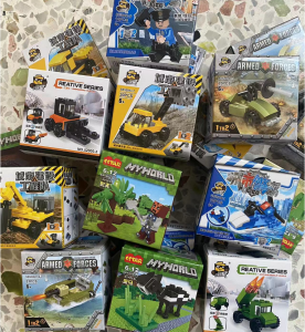 New 2023 Childrens Puzzle Toy Boxed Building Blocks Educational Toys for Boys And Girls Kindergarten Gift Assembly Model