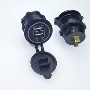 Sạc điện thoại USB trên xe máy xe ô tô - Có nắp chống nước cao cấp