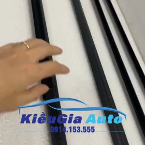 Nẹp chân kính ngoài Chery QQ