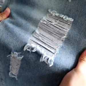 Celana Biru Muda Pria: Desain & Tips Memilih