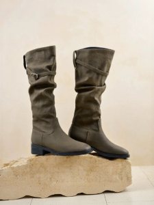 Reddragonfly | Women Autumn Winter Skirt Matching Slimming Tall Boots