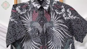 BATIK PRIA PREMIUM LENGAN PENDEK REGULAR FIT BATIK COWOK MODERN PRODUKSI BATIK ALUNA PD 001