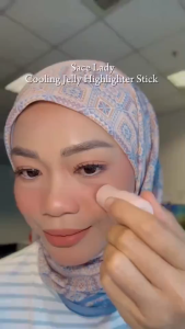 Jelly Highlighter&Makeup Shadow Stick Watery Radiant&Sweatproof Natural Glowing Brightening Concealer  Portable Makeup Stick