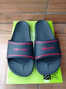 Sandal pria terbaru/Sandal slide casual/Sandal distro/Sandal cowo dewasa/Sandal slip on premium/Sandal santai murah meriah