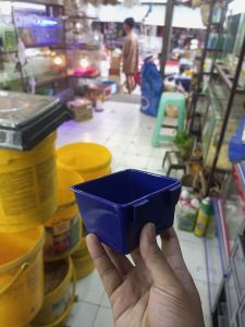 HANGING FEEDER for Birds and Chicken 💙