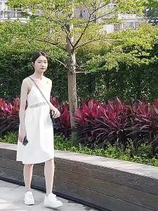 Gậy selfie Bluetooth tích hợp chân máy sàn điện thoại phát trực tiếp mở rộng điều khiển từ xa di động giá đỡ ảnh phổ thông