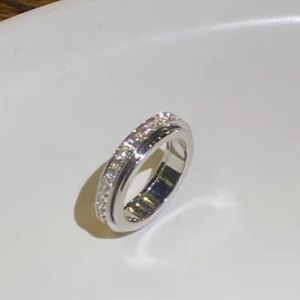 Luxury Rose Gold Rotating 18K Gold Single Rowed Square Zircon Stainless Steel Ring Womens Romantic Wedding Party Jewelry