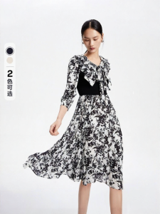 Vero Moda | Đầm In Hoa Túi Tay Ba Phân Dài Elegance Ngọt Ngào