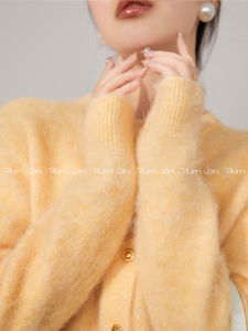 PlumJan | Áo Sweater Len Màu Vàng Sữa