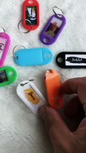 gantungan kunci label nama bisa custom foto / keychain souvenir
