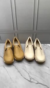 Sepatu  Sneakers Wedges Korean Kekinian Bahan PU Super Lembut DG8062