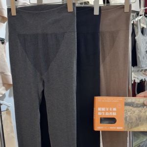 กางเกงวอร์มผ้าขนสัตว์ทรงสลิมฟิตสำหรับฤดูหนาว กางเกงชั้นในผ้าขนสัตว์แบบหนา ทรงสลิมฟิต กระชับสัดส่วน อบอุ่น ใส่สบาย สำหรับผู้หญิง