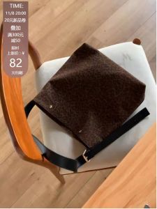K-style Niche Style Retro Simple Leopard Print Canvas Bucket Bag Womens Wide Shoulder Strap Work Clothing Shoulder Crossbody Bucket Big Bag