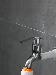 AI-C1004 Sambungan Kran Air Serbaguna Water Faucet / Konektor Selang Sambungan Kran Air Fleksibel