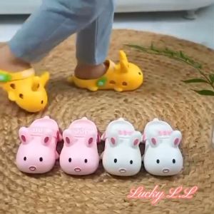 รองเท้าแตะ รูปทรงกระต่าย รองเท้าแตะสุดน่ารัก สายใส สบายๆ มีส่วนประกอบด้วย