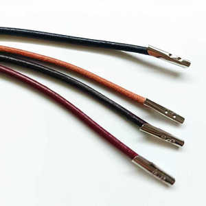 Satchel Cattle Leather Bag with Rope 45cm Long Barbed Buckle Rope Holding Metal Chuck Rope Kraft Paper Package with Rope Carrying Rope