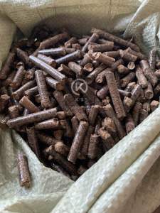 10KG FILTERED and DUST-FREE Grade A Pet Bedding Cat Litter Pasir Kuching Kayu Pellet Kuching Arnab Hamster 人工过滤宠物木粒垫料