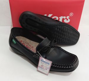 Sepatu Kickers Cewek Wanita Ibu Mama Bunda Flat Casual Kerja Dinas Kantor Santai Slip On Indoor Outdoor Ballerina Feminin Elegan Mewah stylish Trendy Murah