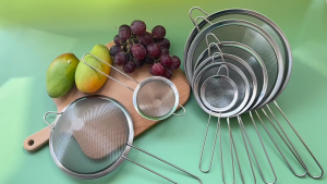 Stainless Steel Cone-shaped Mesh Strainer Fine Tea Strainer with Long Handle Colanders Mesh Tools