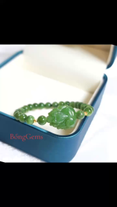 vòng tay nữ ngọc bích tự nhiên mix hồ ly chúa ngọc bích và charm bi cầu vàng tây vòng tay đá phong thủy trang sức thiết kế đủ hóa đơn thẻ bảo hành