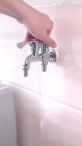 Kran Cabang Keran Shower Cabang Faucet Tembok Kamar Mandi 2 Way/Keran Air Shower Mandi Double