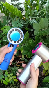 Quạt Cầm Tay Goojodoq Gfs006 Pin 4000Mah Có Sò Lạnh Hiển Thị Led Sạc Type-C
