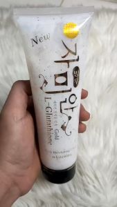 Tẩy Tế Bào Chết Trắng Da Có Hạt L-Glutathione 300g Hàn Quốc