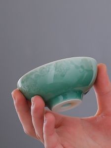 Large Size Dragon Well Green Porcelain Handmade Relief Ceramic Puer Cup Gongfu Tea Set Drinking Cup Thin Walled Single Cup