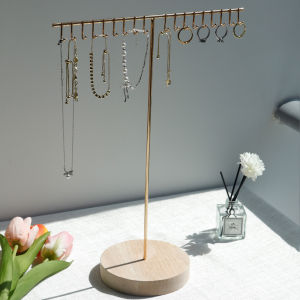 ต่างหูรูปตัว T แหวนสร้อยคอนาฬิกาชั้นวางเครื่องประดับเครื่องประดับขาตั้งพร้อมฐานไม้โมเดิร์นโลหะ Storage Rack Hanger