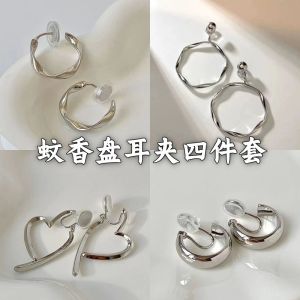 Retro Style Pure Desire Simple Bracelet Ear Clip without Pierced New Arrival Mobius Earrings Earrings Elegant Earrings Mosquito Coil Women