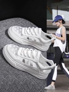 Breathable Sporty Womens Sandals Flat Casual Hollow out Design Summer New Style Versatile Slip-On round Toe Rubber Outsole