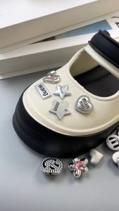 Set 12 Sticker Charm 3D chủ đề bling mặt cười lấp lánh Mayto gắn Dép Cross Dép Sục Cá Sấu JB-180