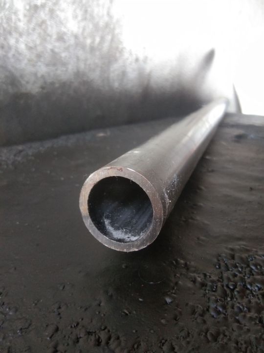Pipa Besi Seamless Od 30 mm Id 235 mm Panjang 59 cm Pipa Besi