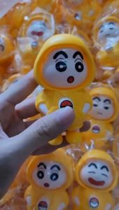 Crayon Shin Chan Face Changing Cute Cartoon Doll Keychain Anime Kawaii Hanging Ornament 蜡笔小新变脸玩偶解压