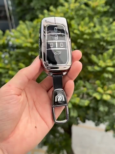 High Quality Zinc Alloy Car Key Cover for Toyota Alphard Vellfire 6 Button Smart Remote Key Case Casing Shell Keychain Replacement Accessories