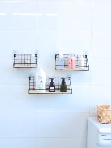 [HCM] Kệ Sắt Đáy Gỗ Treo Tường Để Đồ Đa NăngTrang Trí Nhà Cửa Decor Quán Xá - Tặng Kèm Đinh Và Miếng Dán Tường -Hesede