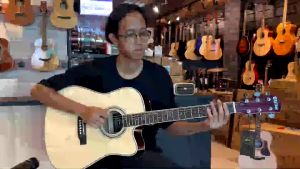 Stiller กีต้าร์โปร่ง 41" รุ่น ST41 พร้อมกระเป๋า ปิ๊ก3อัน ประแจ