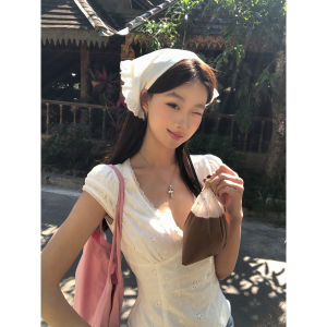 White Lace V-Neck Short Shirt Seasonal