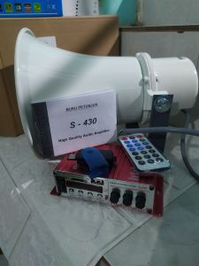 paket jualan tahu bulat amply Dan corong speaker merk Toa suara keras jernih awet Bagus kuat pake flashdisk ada 10 pilihan jingle suara jualan tahu bulat
