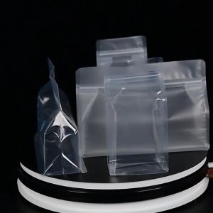 【ถุงซิปก้นตั้ง 】ขยาย้าง แบบใส เเบบซิป>ล๊อค แนวนอน มีหูหิ้ว พับข้าง ฐานเรียบ ทรงกว้าง เเบบใสมีหูหิ้ว (50ใบ) ใส่ของเเบบยาว หิ้วง่าย