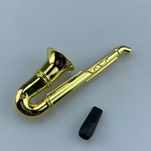 Mini Saxophone-Shaped Metal Mouthpiece - Music-Themed Pipe Collectible