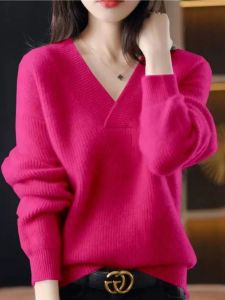 เสื้อสเวตเตอร์ถักคอวีทรงหลวมสำหรับผู้หญิง ฤดูใบไม้ร่วง/ฤดูหนาว เสื้อชั้นในถักหนา สีสันสดใส แขนยาว ทรงหลวม ปกติ