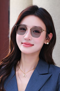 Photochromic Kính đọc sách tiến bộ cho phụ nữ Đèn xanh dương multifocus hai tròng độc giả cho giữa và gần phạm vi