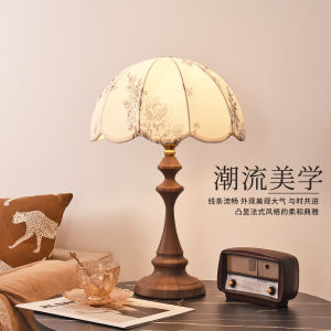 โคมไฟโต้วย้อนยุคสไตล์ฝรั่งเศสขนาดใหญ่สำหรับห้องนอนและห้องนั่งเล่น โคมไฟตกแต่งสไตล์ย้อนยุคแบบเรียบง่ายที่อบอุ่นและหรูหรา