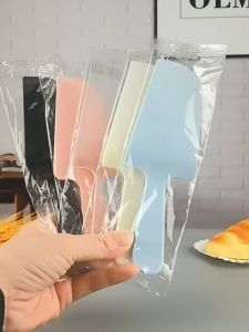 1pcs Independent Packaging Disposable Birthday Cake Plastic Knife 独立包装一次性生日蛋糕刀