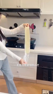 Premium Silicone Sink Splash Guard - Anti-Splash Water Retaining Baffle for Kitchen Countertop Easy Installation with Suction Cup