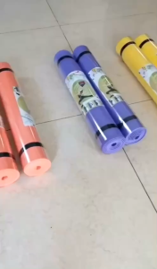 Perfect 4mm Yoga Mat Non Slip Yoga Excercise Yogamat Fitness Random Color 1pc