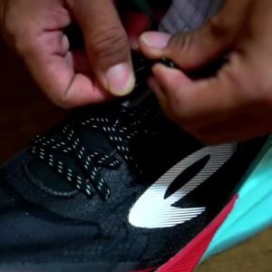 910 Nineten Sepatu running pria - Haze vision 1.0 hitam biru muda merah