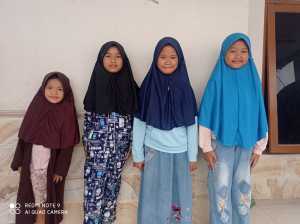 KERUDUNG / JILBAB SEKOLAH HARGA EKONOMIS MULAI TK SD SMP SMA - ORANG DEWASA hijab sekolah