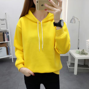 เสื้อสเวตเตอร์คอกลมแขนยาวทรงหลวมสไตล์เกาหลีสำหรับผู้หญิงในฤดูใบไม้ร่วงและฤดูหนาว สีเหลือง ทรงหลวม ปกโปโล สไตล์เกาหลี